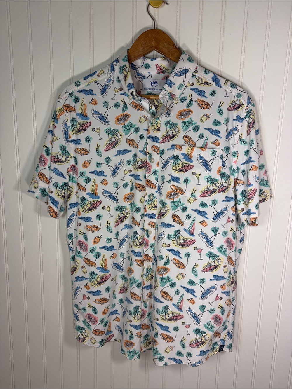 SOUTHERN TIDE Intercostal
Collection Mens Short Sleeve Size M
Martinis Print